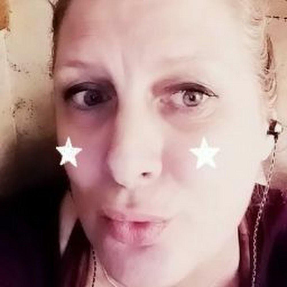 Meet your Posher, Delilah